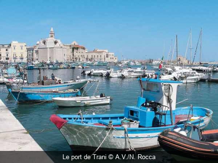 Le port de Trani A.V./N. Rocca