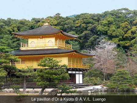 Le pavillon d’Or à Kyoto A.V./L. Luengo