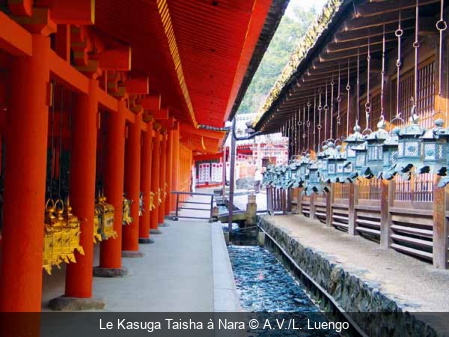 Le Kasuga Taisha à Nara A.V./L. Luengo