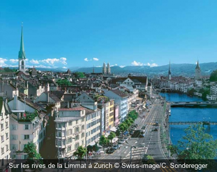 Sur les rives de la Limmat à Zurich Swiss-image/C. Sonderegger