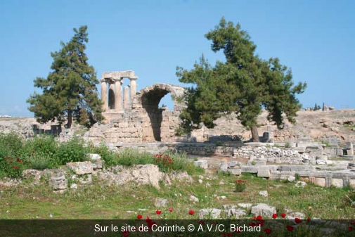 Sur le site de Corinthe A.V./C. Bichard