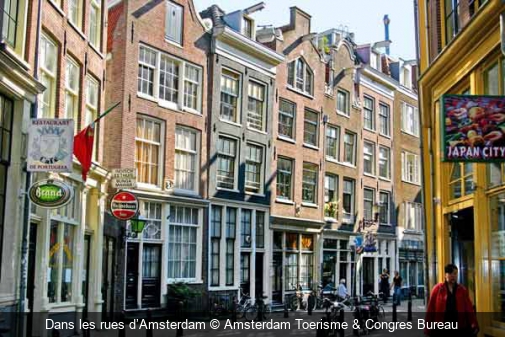 Dans les rues d’Amsterdam Amsterdam Toerisme & Congres Bureau