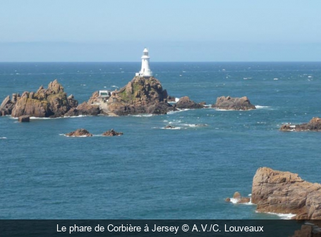 Le phare de Corbière à Jersey A.V./C. Louveaux