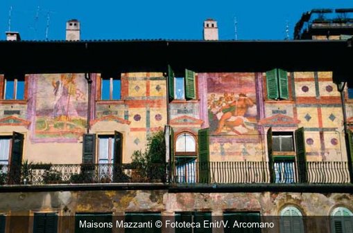 Maisons Mazzanti Fototeca Enit/V. Arcomano