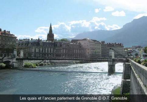 Les quais et l’ancien parlement de Grenoble O.T. Grenoble