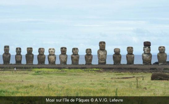 Moaï sur l’île de Pâques A.V./G. Lefevre