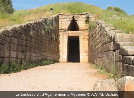 Le tombeau dit d’Agamemnon à Mycènes A.V./M. Bichard