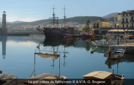Le port crétois de Réthymnon A.V./A.-G. Brugeron