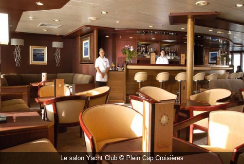 Le salon Yacht Club Plein Cap Croisières