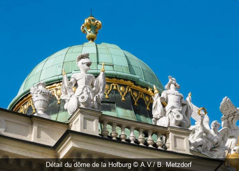 Détail du dôme de la Hofburg A.V./ B. Metzdorf