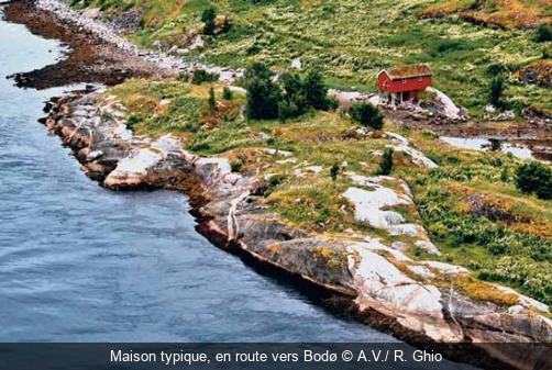 Maison typique, en route vers Bodø A.V./ R. Ghio