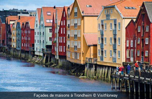 Façades de maisons à Trondheim VisitNorway
