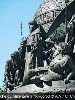 Cloche du Millénaire à Novgorod A.V./ C. Chenu