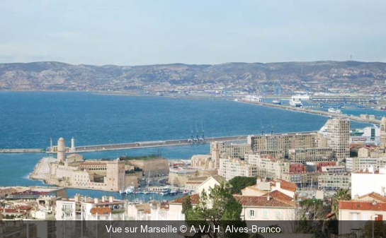 Vue sur Marseille A.V./ H. Alves-Branco