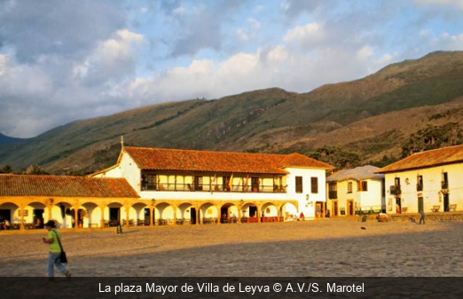 La plaza Mayor de Villa de Leyva A.V./S. Marotel