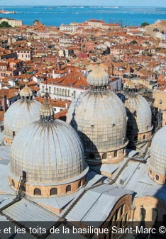 Vue sur Venise et les toits de la basilique Saint-Marc A.V./V. Bourrel