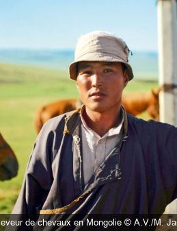 Un éleveur de chevaux en Mongolie A.V./M. Janvois