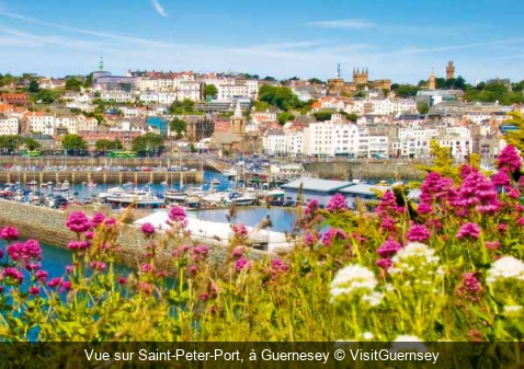Vue sur Saint-Peter-Port, à Guernesey VisitGuernsey