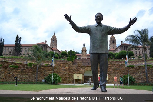 Le monument Mandela de Pretoria PHParsons CC