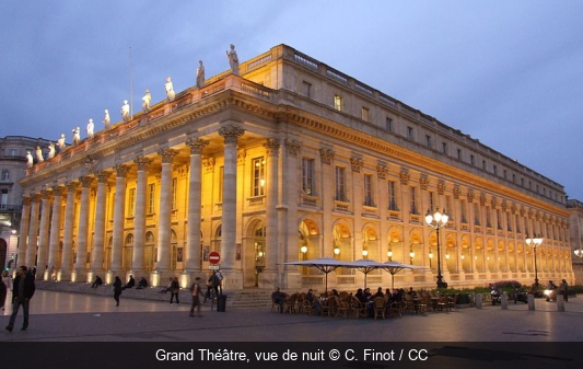 Grand Théâtre, vue de nuit C. Finot / CC