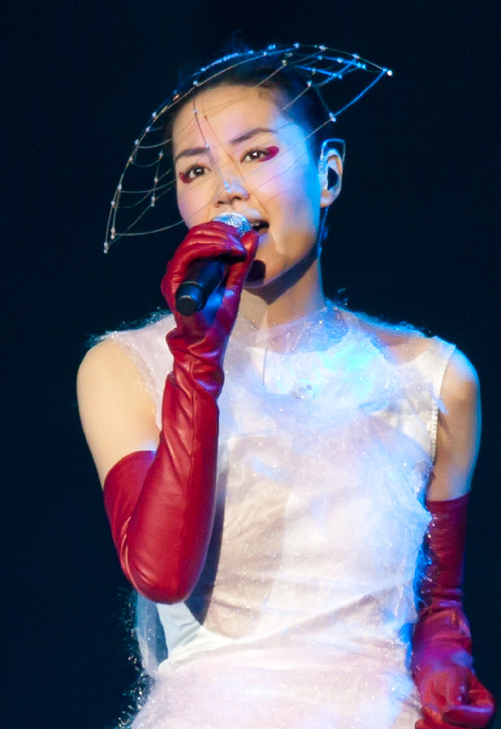 Faye Wong en concert à Hong Kong en 2011