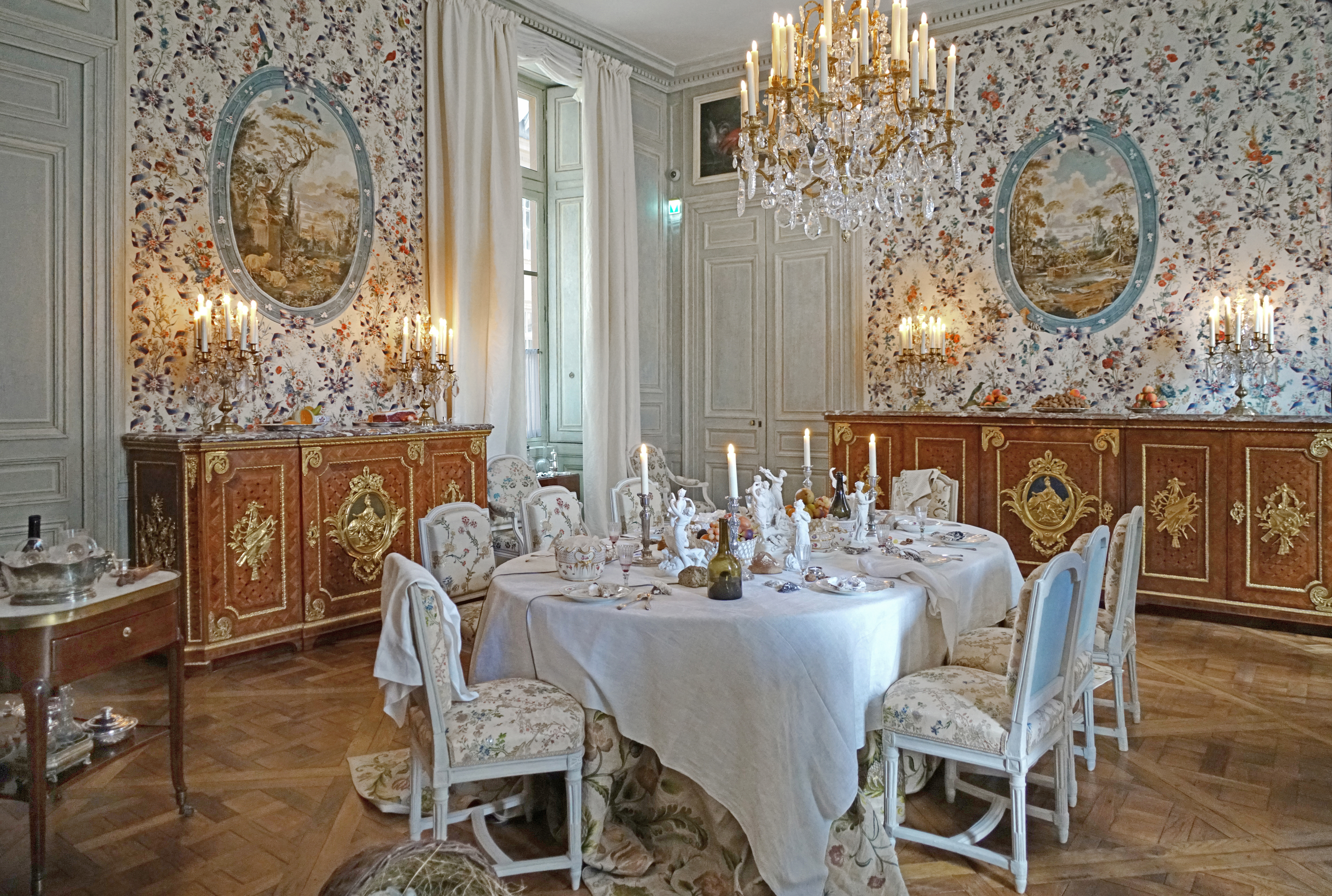 Salle à manger de l'Intendant dans l'Hôtel de la Marine