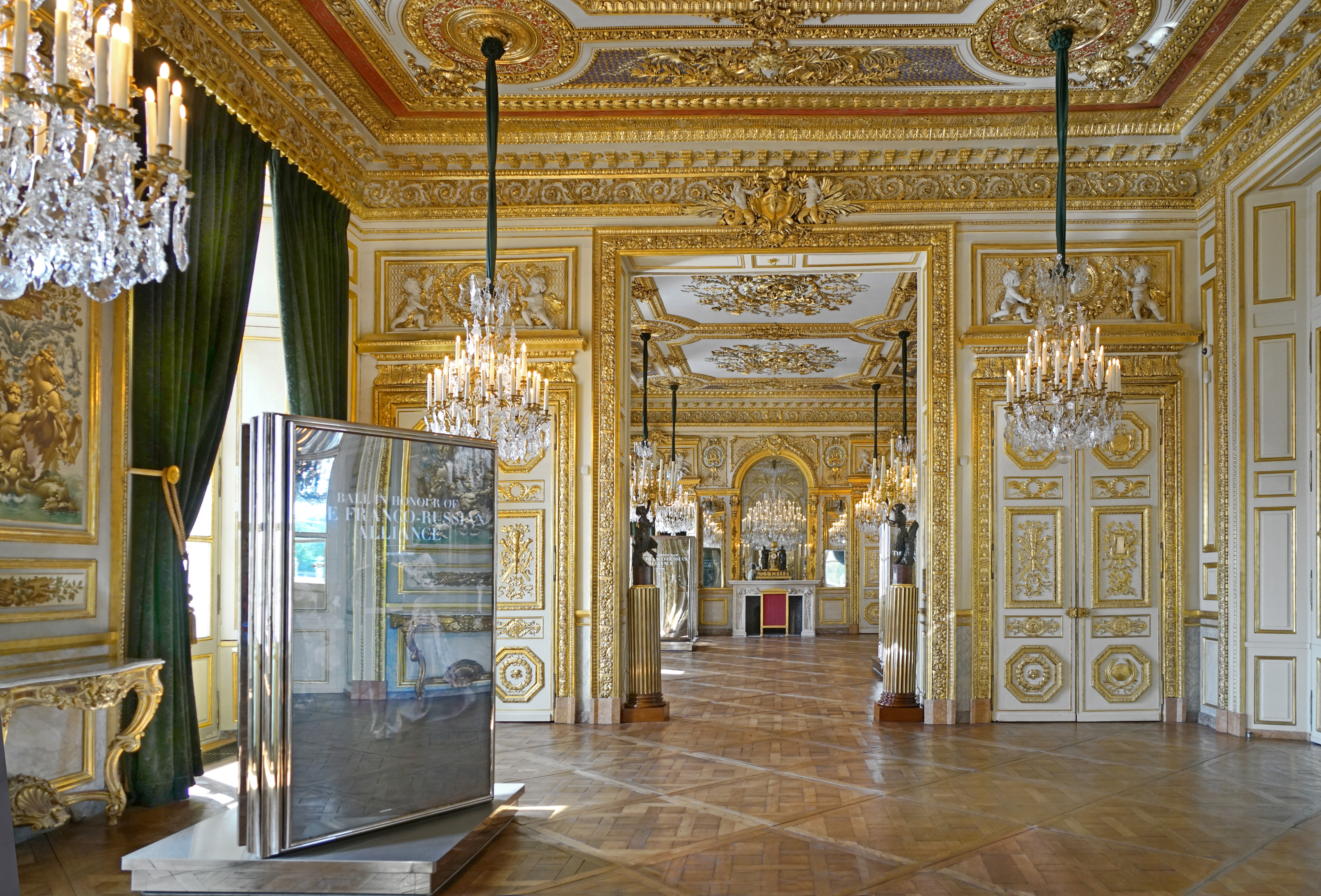 Le salon des Amiraux à l'Hôtel de la Marine