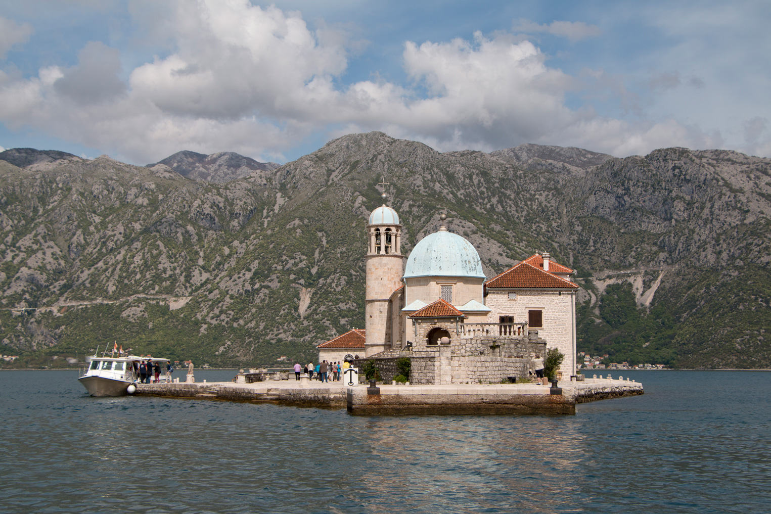 Vue sur l'îlot Notre-Dame-du-Rocher
