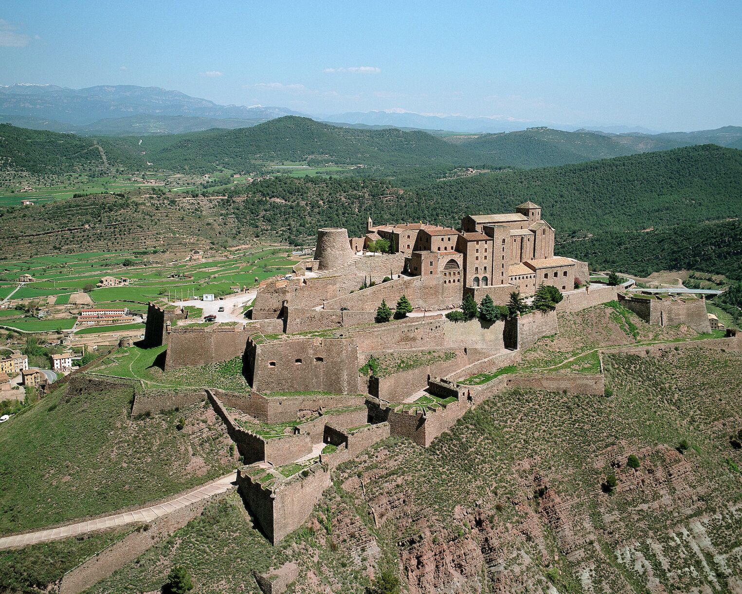 L'impressionnante forteresse de Cardona